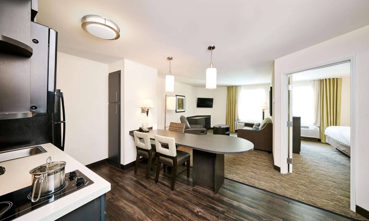 Santa Clara Hotel | Sonesta Simply Suites Silicon Valley Santa Clara