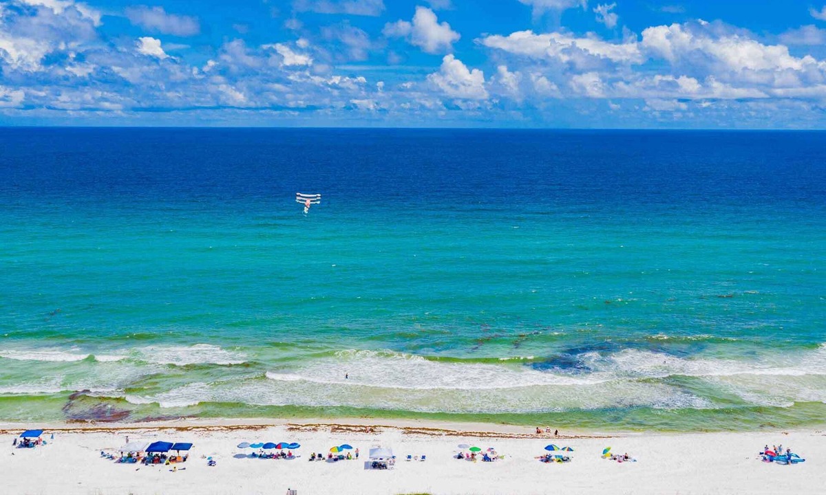 Villa Segunda House | Soundside by Southern Vacation Rentals