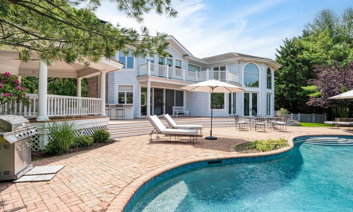 North Sea House | Southampton Luxury Estate with Pool, Sunset Bay Views & Resort-Style Backyard