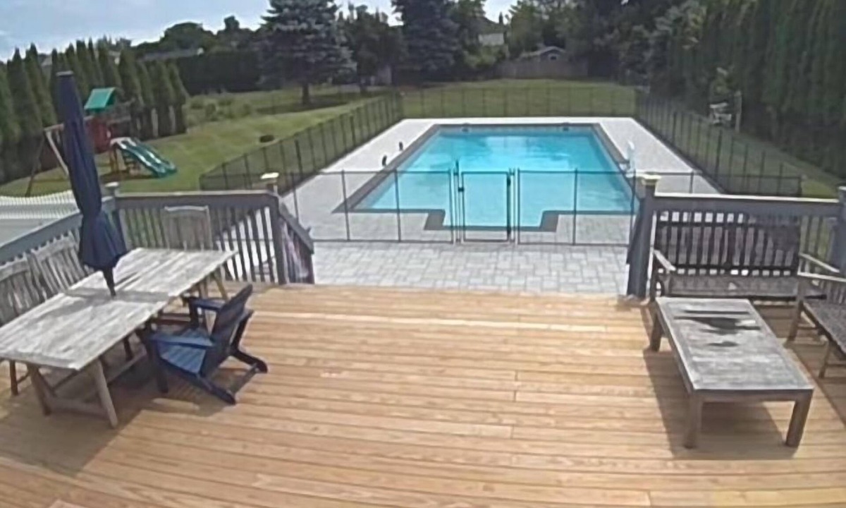 Southold House | Southold Escape with Large Saltwater Pool on Wine Trail