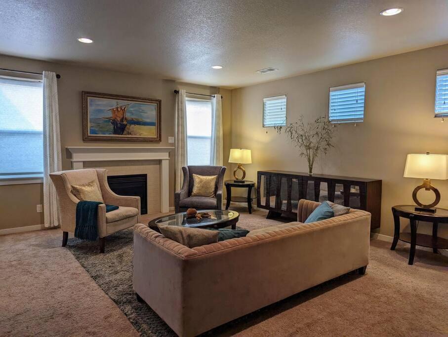 Eugene House | Spacious 3-bedroom home with outdoor space