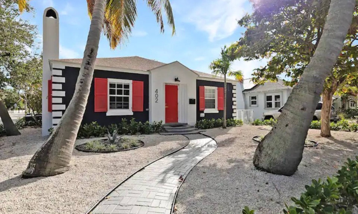 South Palm Park Neighborhood Association House | Spacious 3br/2ba Cottage Steps to Water & Downtown