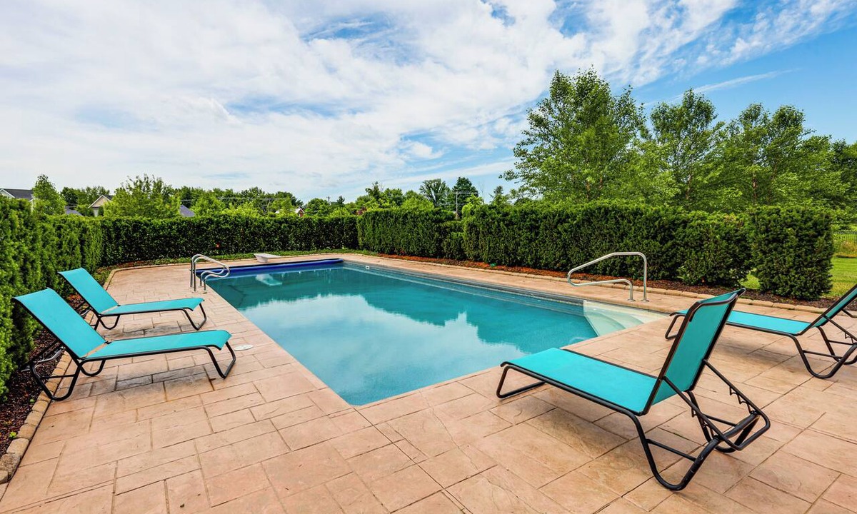 Five Points House | Spacious Group Getaway Near Cincinnati and Dayton