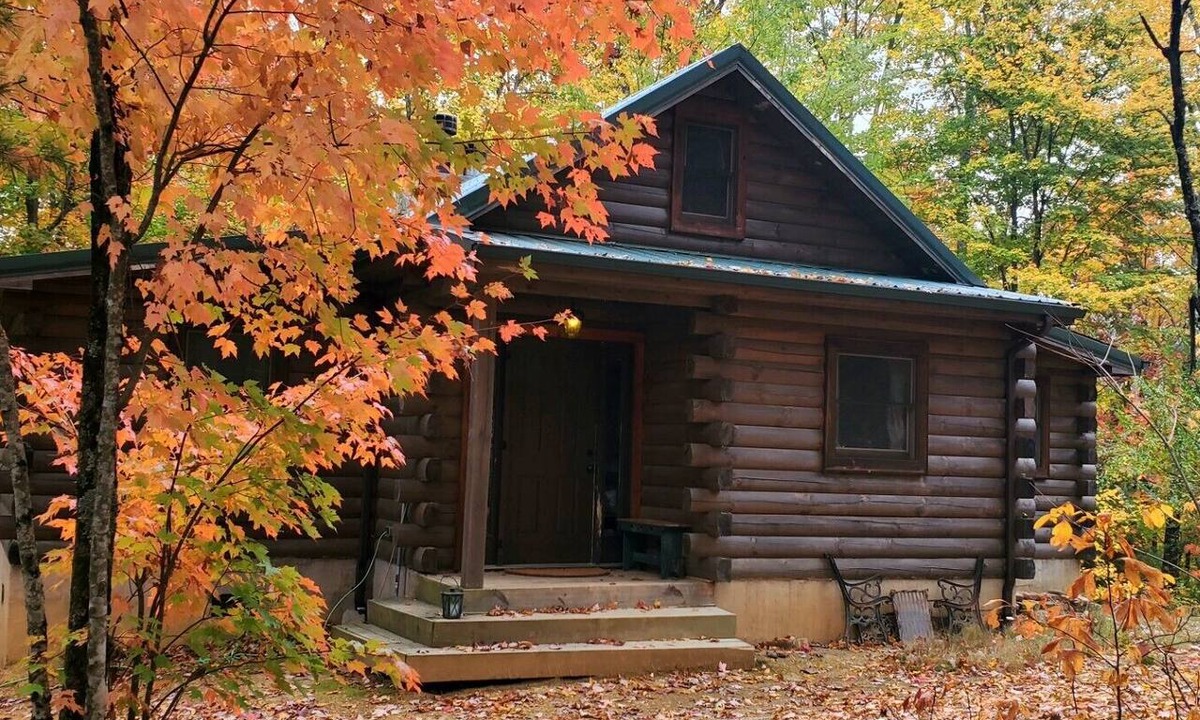 Bristol Cabin | Spectacular Fall Foliage! Cozy Cabin on 11 acres w/Lake & Mtn Views.