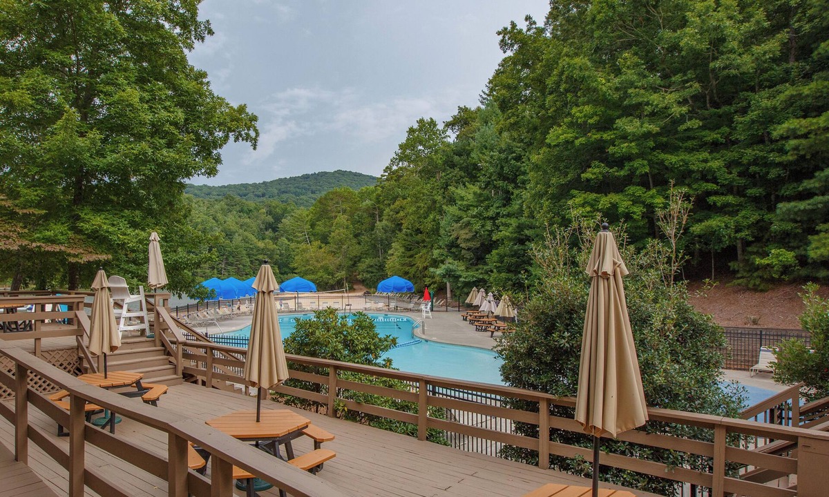 Big Canoe Cabin | Spectacular Long Range Views & Hot Tub! | Enchanted Mountain Hideaway