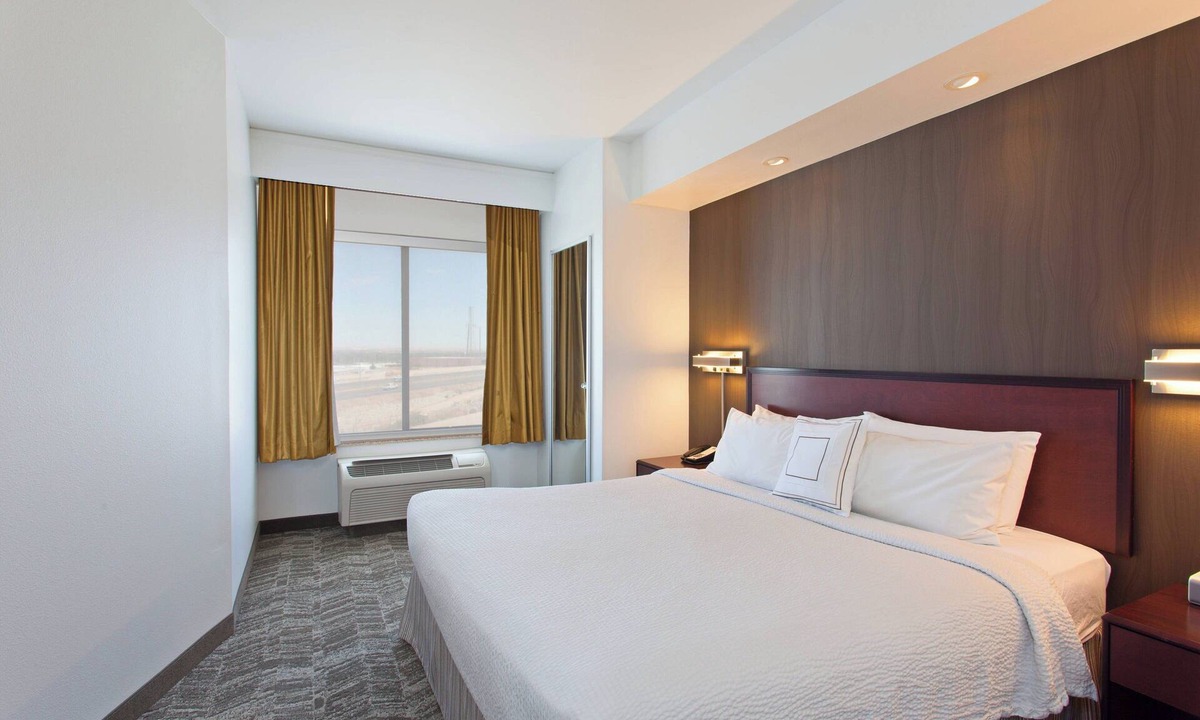 El Paso Hotel | SpringHill Suites by Marriott El Paso