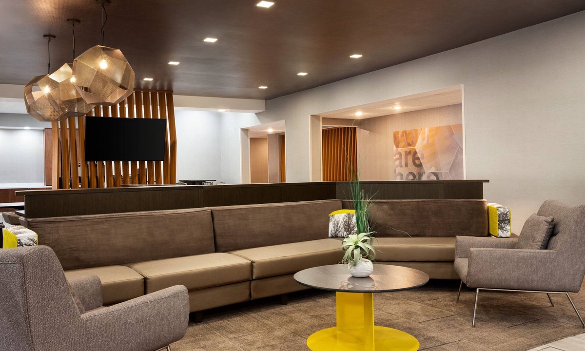 South Tulsa Hotel | Springhill Suites by Marriott Tulsa