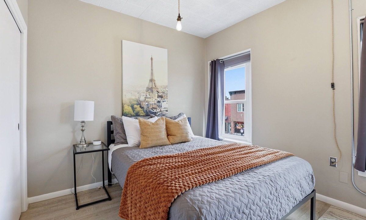 Appleton Apartment | Stateview 201 - 2BR + Free Co-Working Space