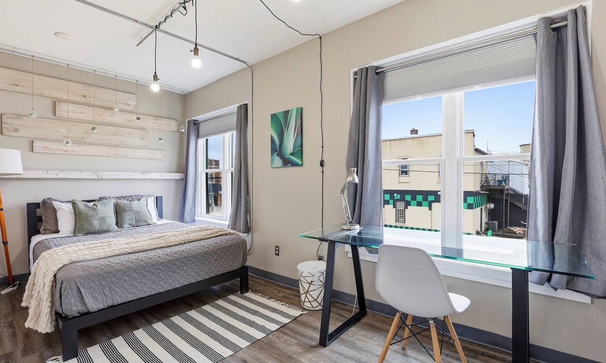 Appleton Apartment | Stateview 203 - 1BR + Free Co-Working Space