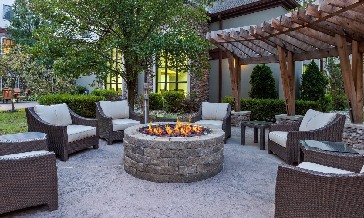 Kalamazoo Hotel | Staybridge Suites Kalamazoo by IHG