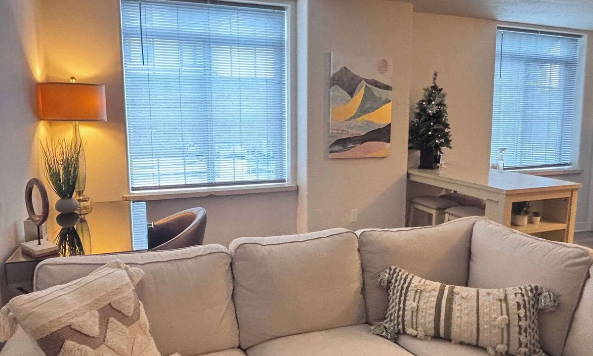 Downtown Vancouver Apartment | #StayInMyDistrict Downtown Loft2