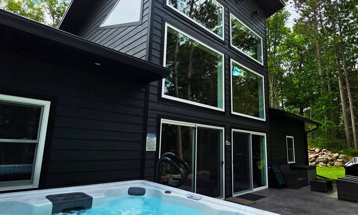 Markville House | Stone Ridge Retreat Cabin