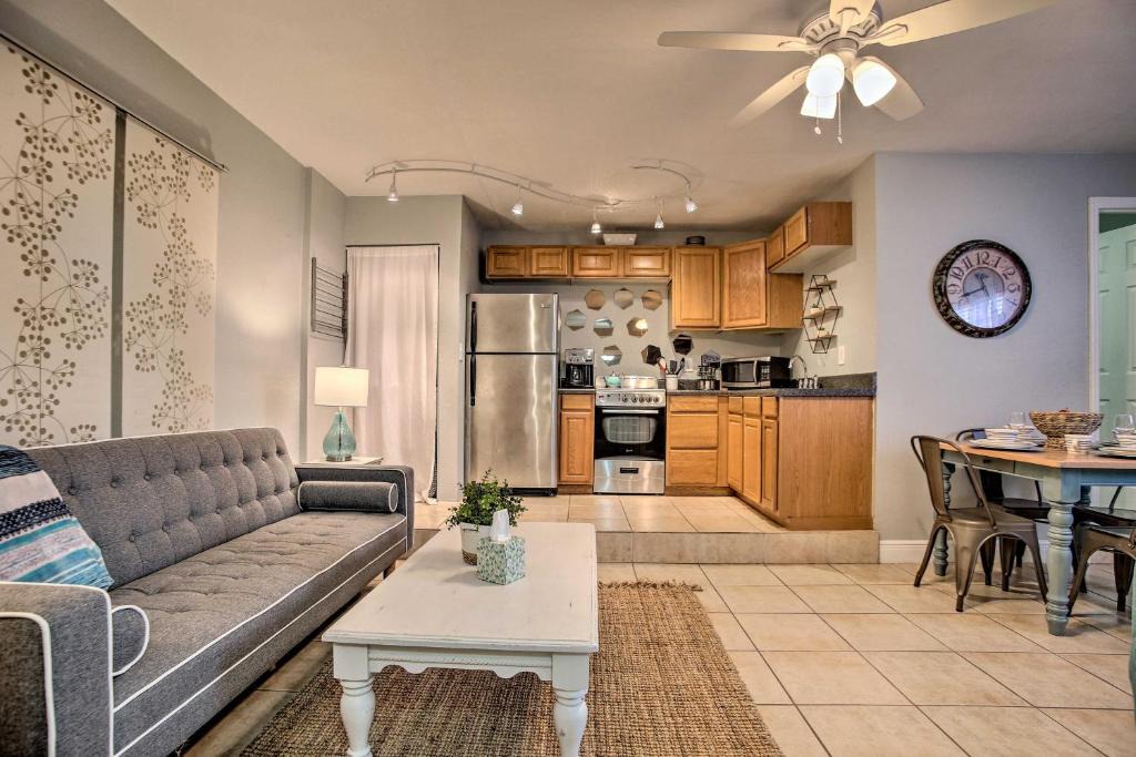 Margate Apartment | Studio with Private Patio about 9 Miles to Pompano Beach!