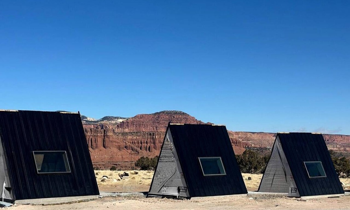 Teasdale Cabin | Stunning A-Frame Cabin Surrounded by Beautiful Red Rock for a Memorable Escape with Your Pet in Teasdale, Utah