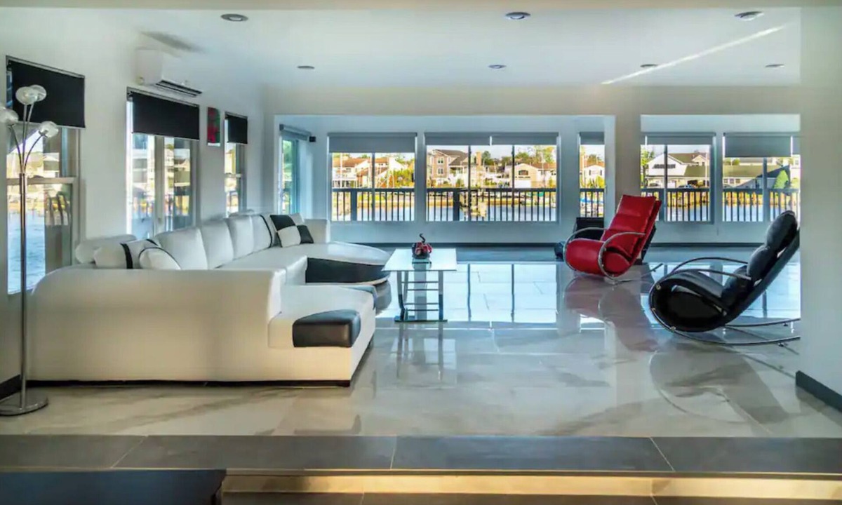 East Massapequa House | Stunning Waterfront Stay in Massapequa L.I