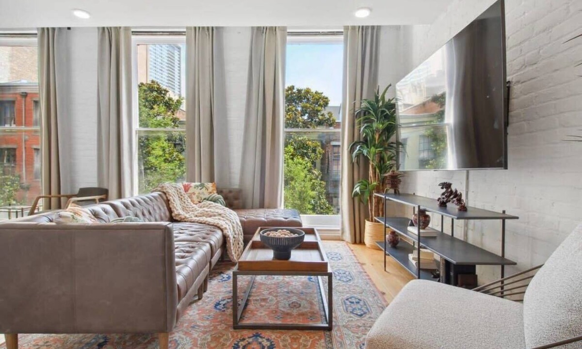 Central Business District Hotel | Stylish CBD Hotel Suite | Near French Quarter