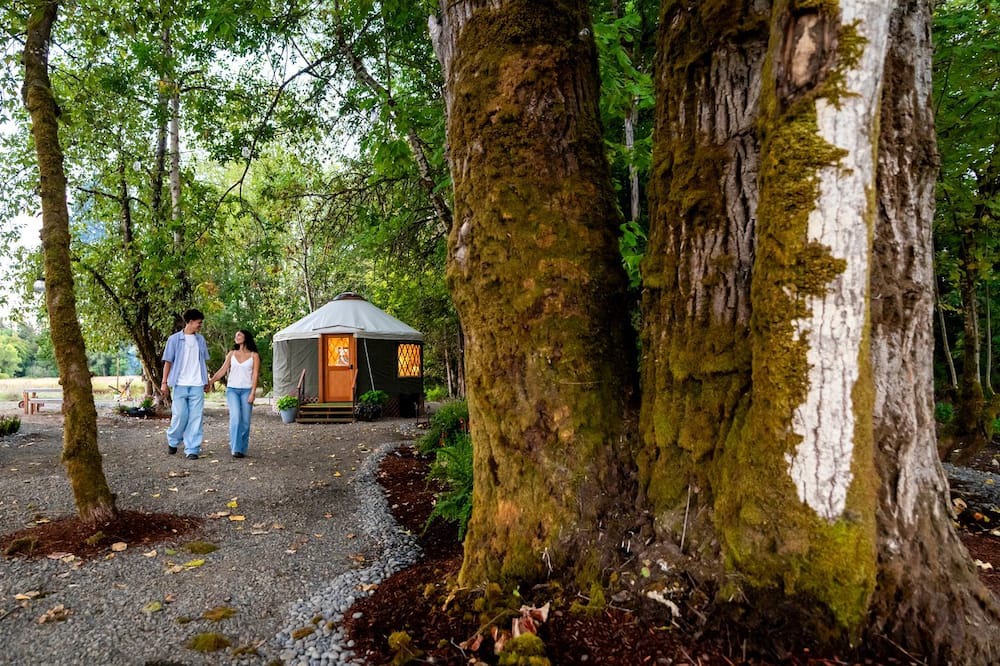Cornelius Cabin | Stylish Yurt with Cozy Firepit & Serene Nature Views in Cornelius, Oregon