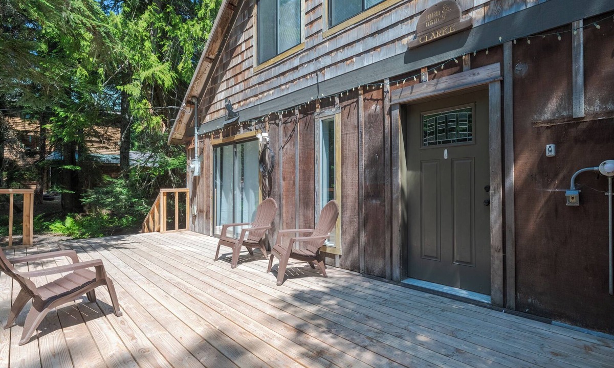 Government Camp Cabin | Summer special, stay before 7/20/26 get third night half off.