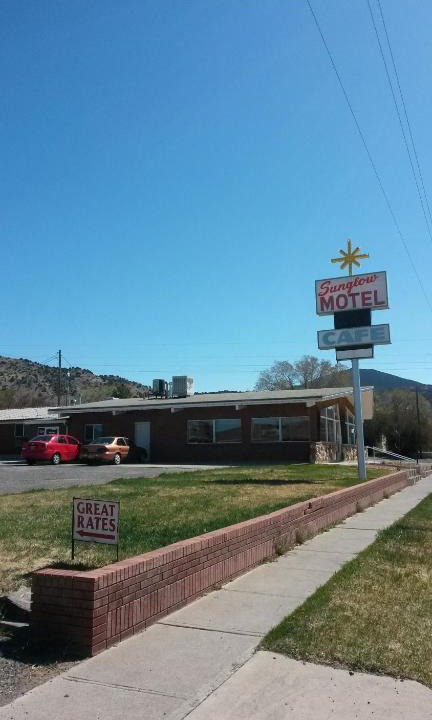 Bicknell Hotel | Sunglow Motel