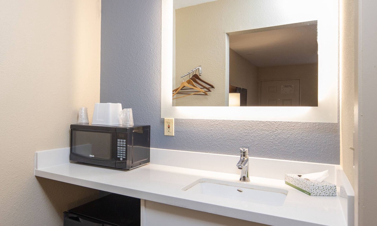 Fairfield Hotel | SureStay Hotel by Best Western Fairfield Napa Valley