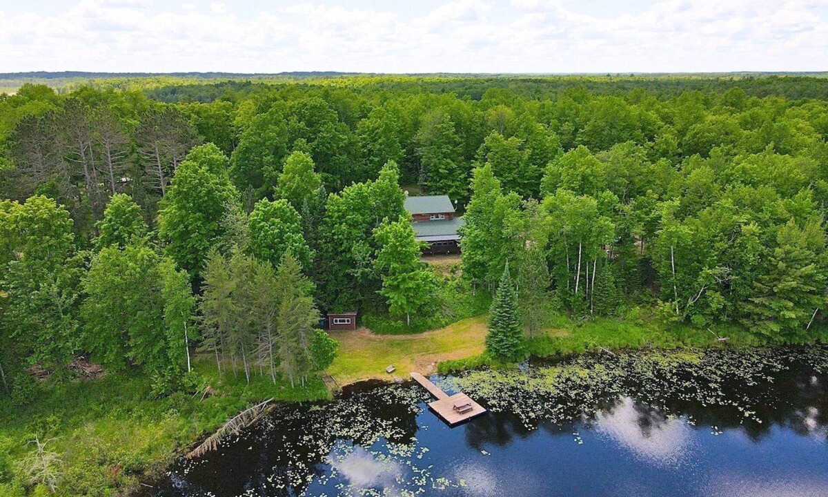 Fifield Cabin | Sweeney Lake Lodge - Private!