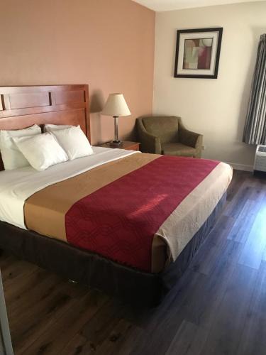Markham Hotel | The Best Inn & Suites