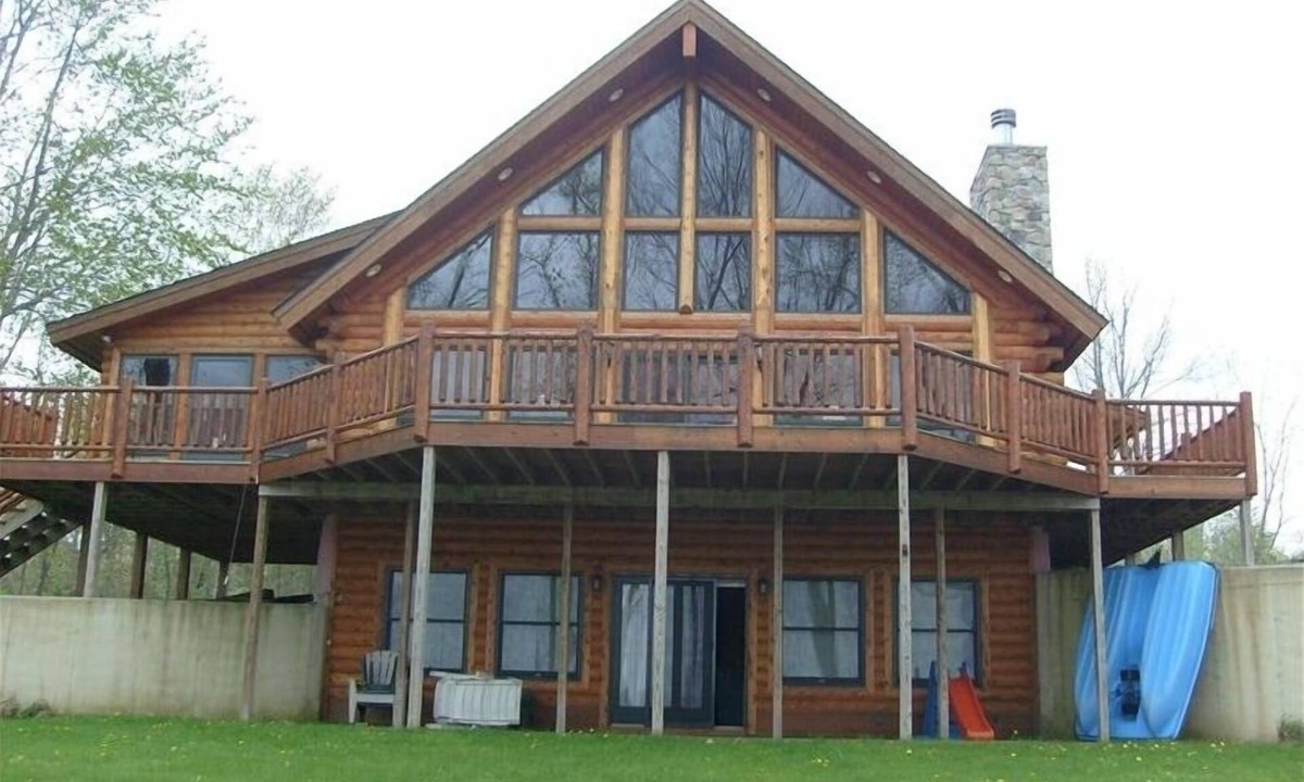 Grand Junction Cabin | The Cabin on Great Bear Lake! Perfect for family vacations!