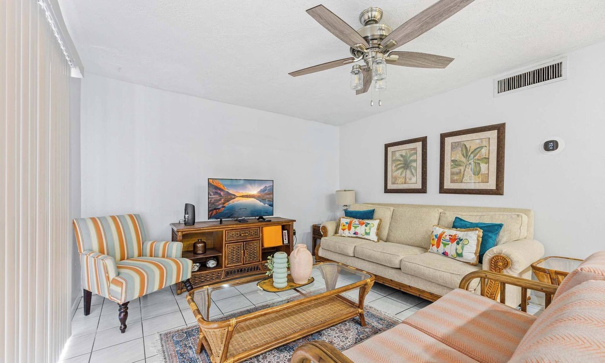 Cocoa Beach Condo | The Diplomat- 2 Bed Condo-3 Minute Walk to Beach!
