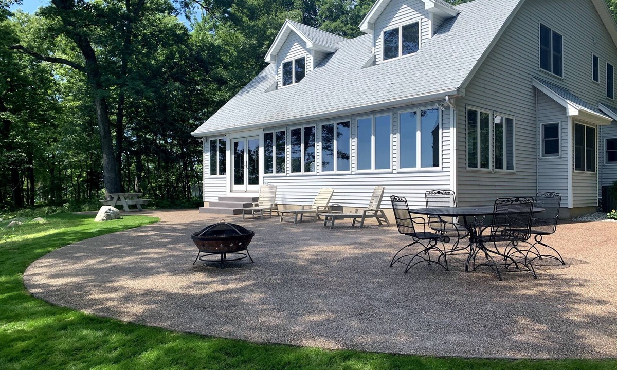 Middleville House | The Hermitage Retreat at Gun Lake