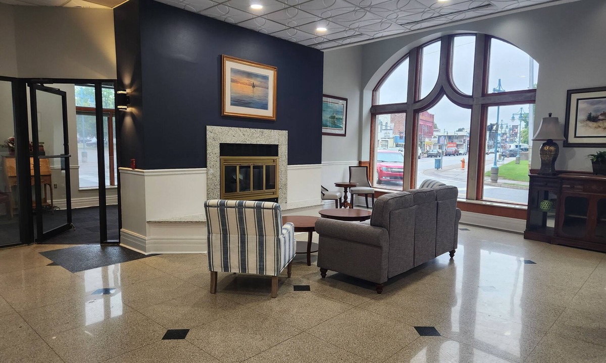 Sault Ste. Marie Hotel | The Hotel Ojibway, Trademark Collection by Wyndham