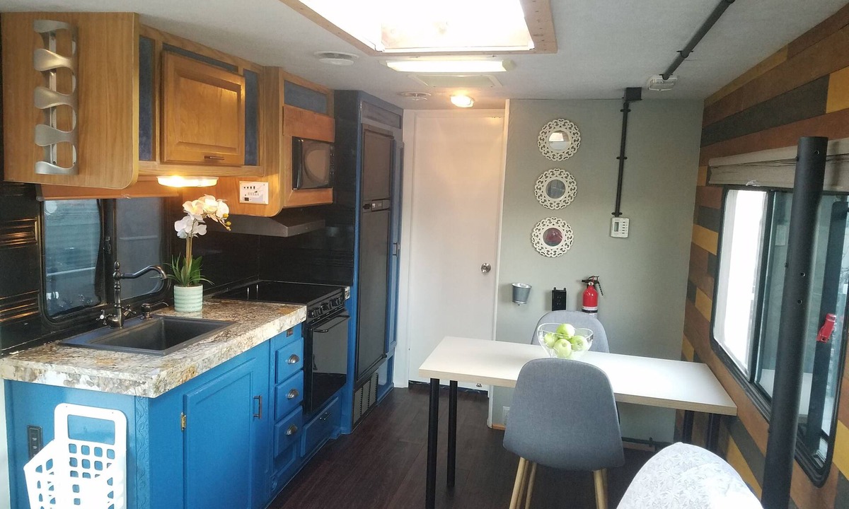 Spring Valley Condo | The NOT So Tiny "TINY HOUSE."