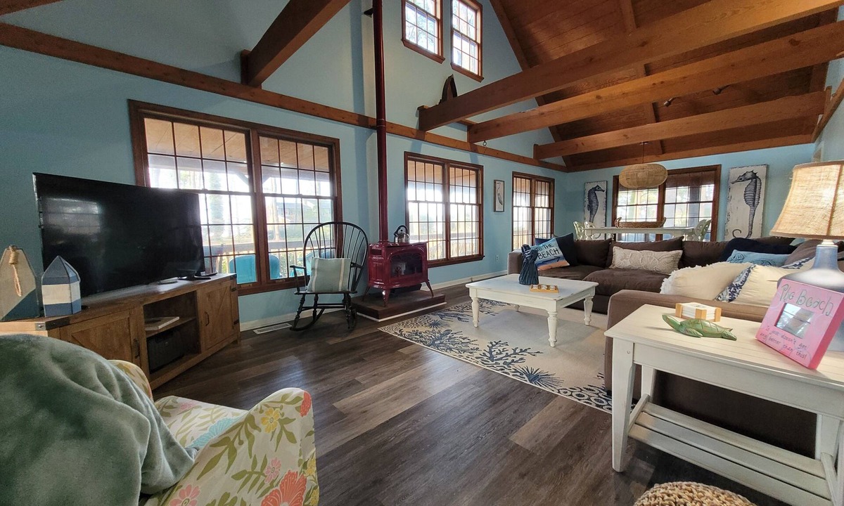 Onancock House | The Quarter Deck/Spacious Home with Water views!
