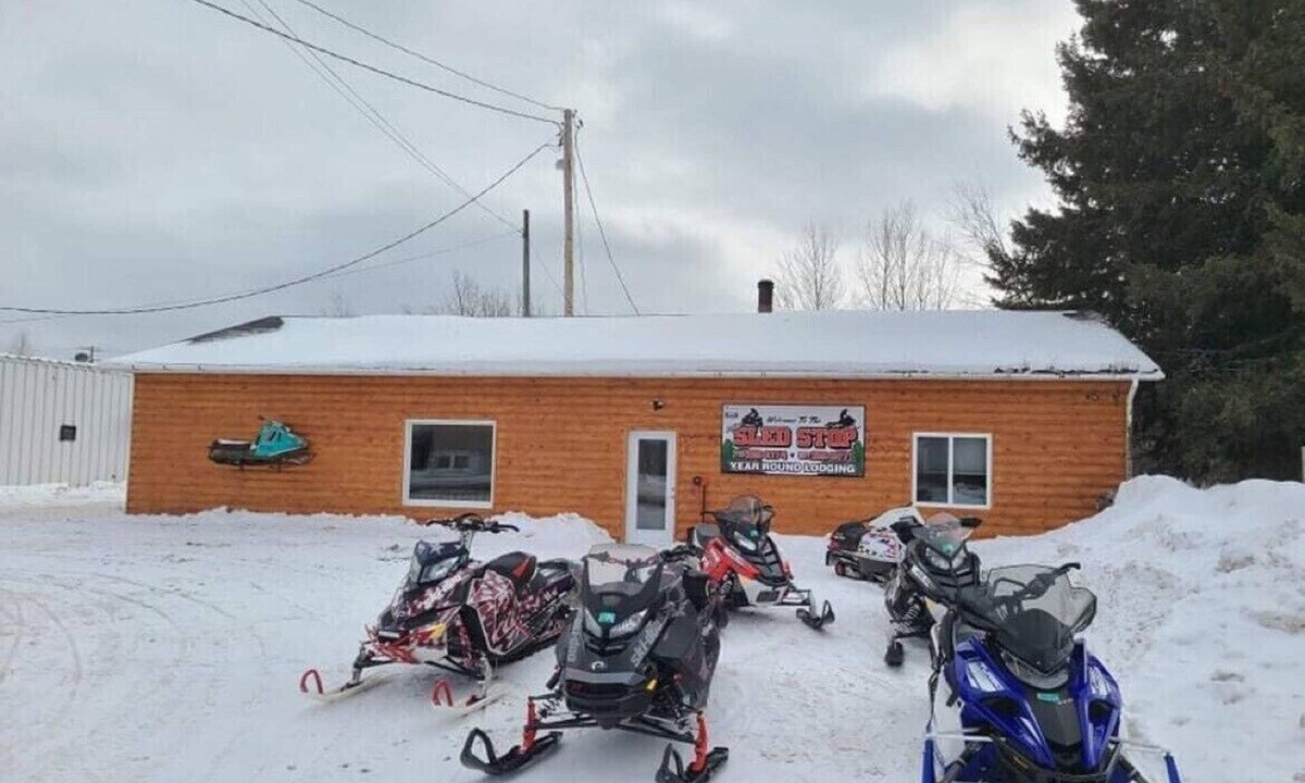 Bruce Crossing Cabin | The Sled Stop located on ATV/Snowmobile Trail.