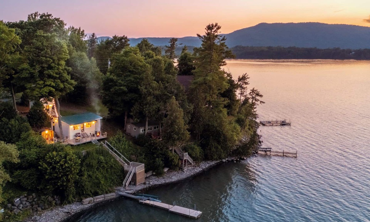 Bridport Cabin | The Tacklebox on Lake Champlain, Sauna & Hot Tub, near Middlebury