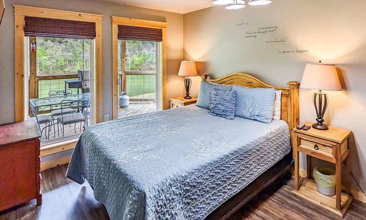 Mountain View House | The Upper Deck on Riverview