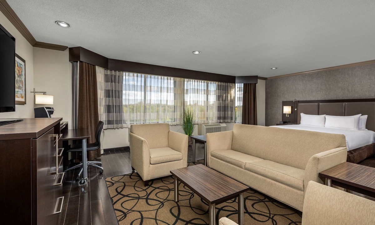 Natick Hotel | The Verve Hotel Boston Natick, Tapestry Collection by Hilton