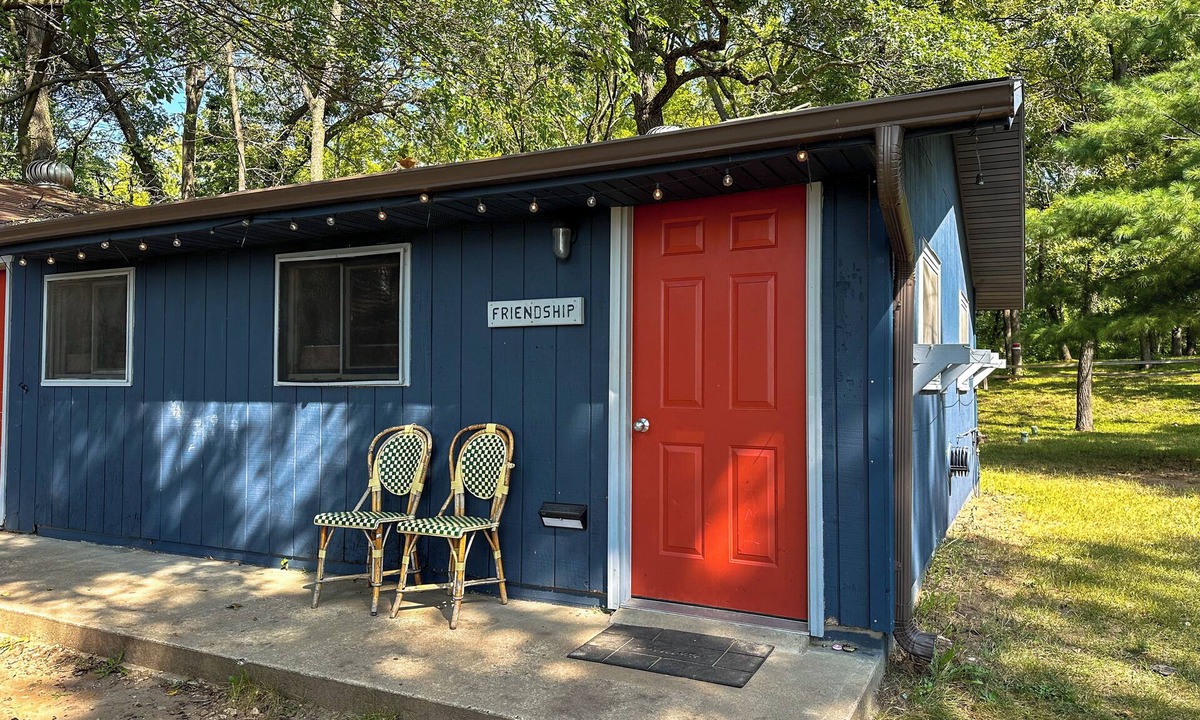 Pepin Cabin | This camper cabin with attached bathroom makes the perfect summer camp retreat!