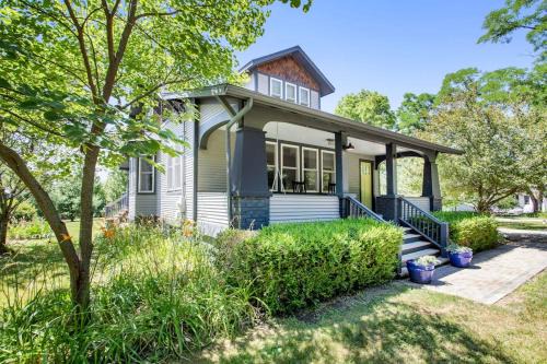 Three Oaks House | Three Oaks Retreat