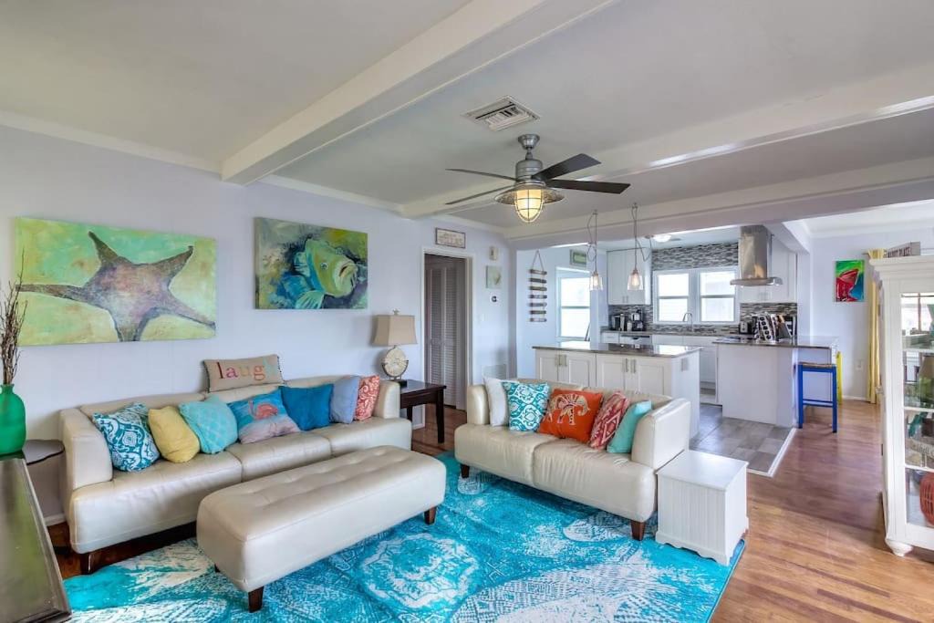 Seabreeze Park House | Three Oars Beach Bungalow