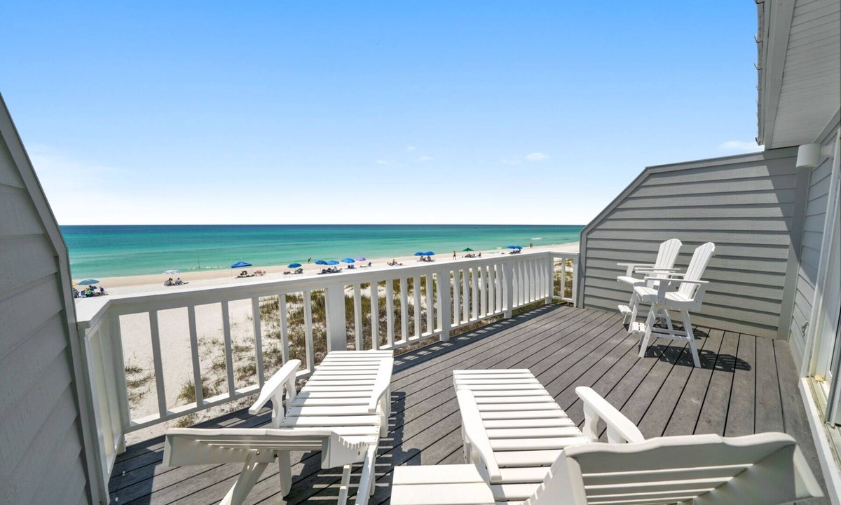 Inlet Beach House | Three Steps to the Beach - 2 Br townhouse by RedAwning