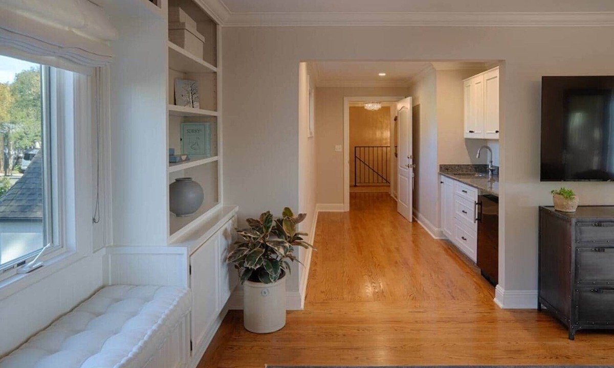 Freestone House | Timeless Elegance-5BR 1930s Home