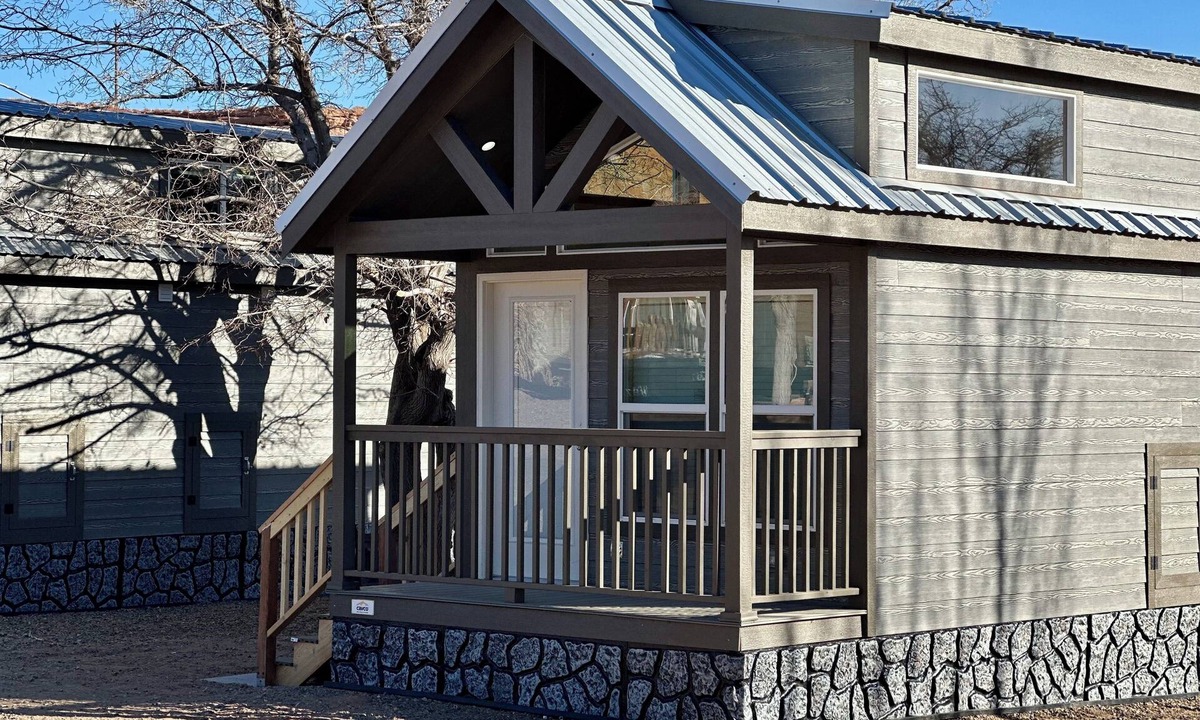Page Cabin | Tiny Home King Room #12B