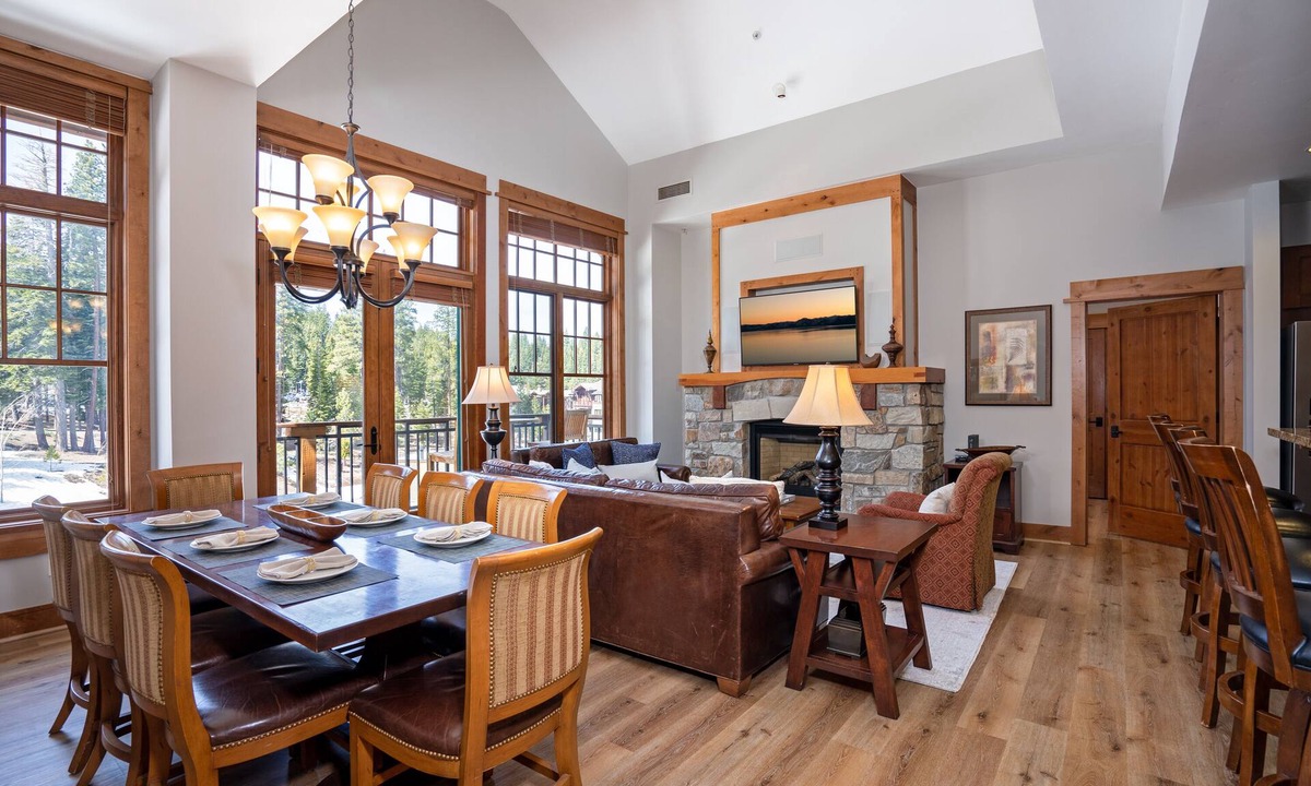 Truckee Condo | Top Floor Village at Northstar Residence - Big Horn 504