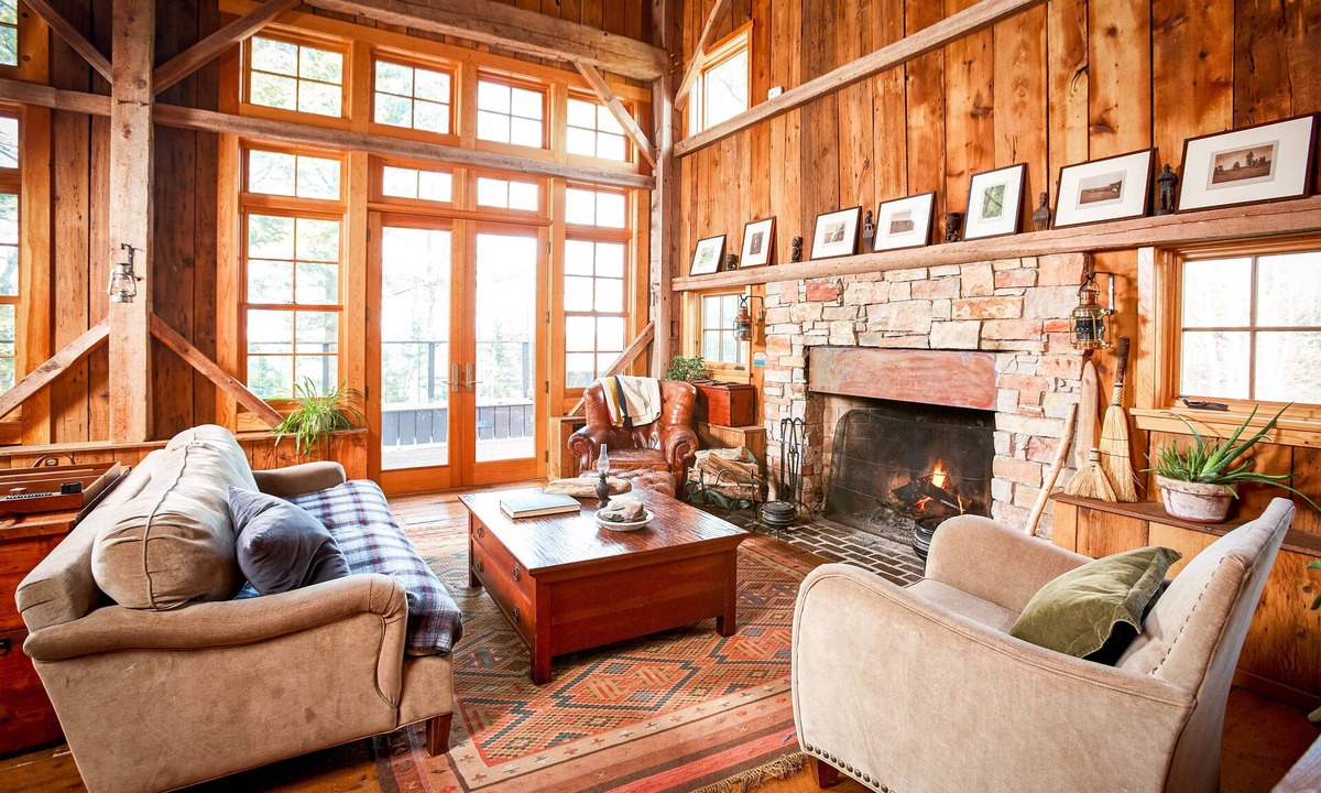 Madeline Island Cottage | Top rental -MN Monthly Magazine. Sleeps 16. Come make unforgettable memories.