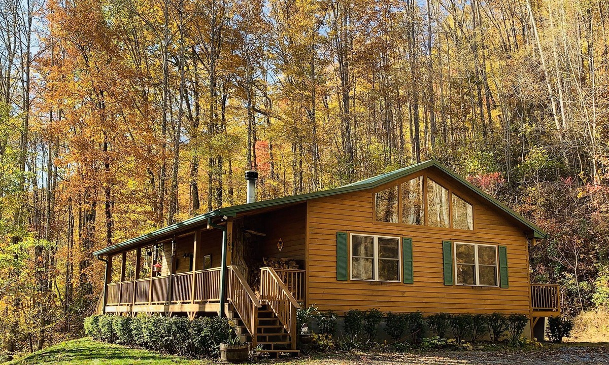 Sylva Cabin | Tranquility Cabin - Romantic Mountains Getaway! Valentine's special