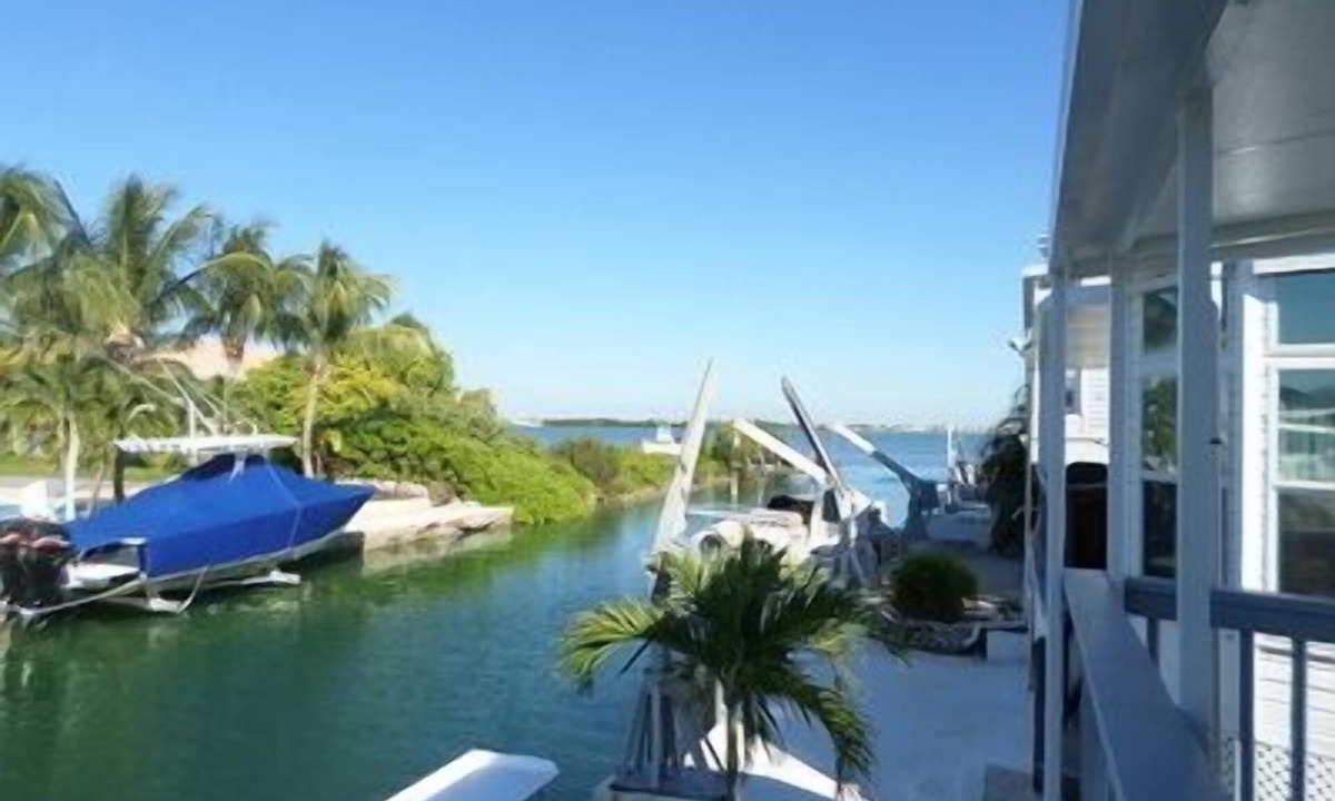 Cudjoe Key House | Tropical Island Paradise W/Open Water Views!