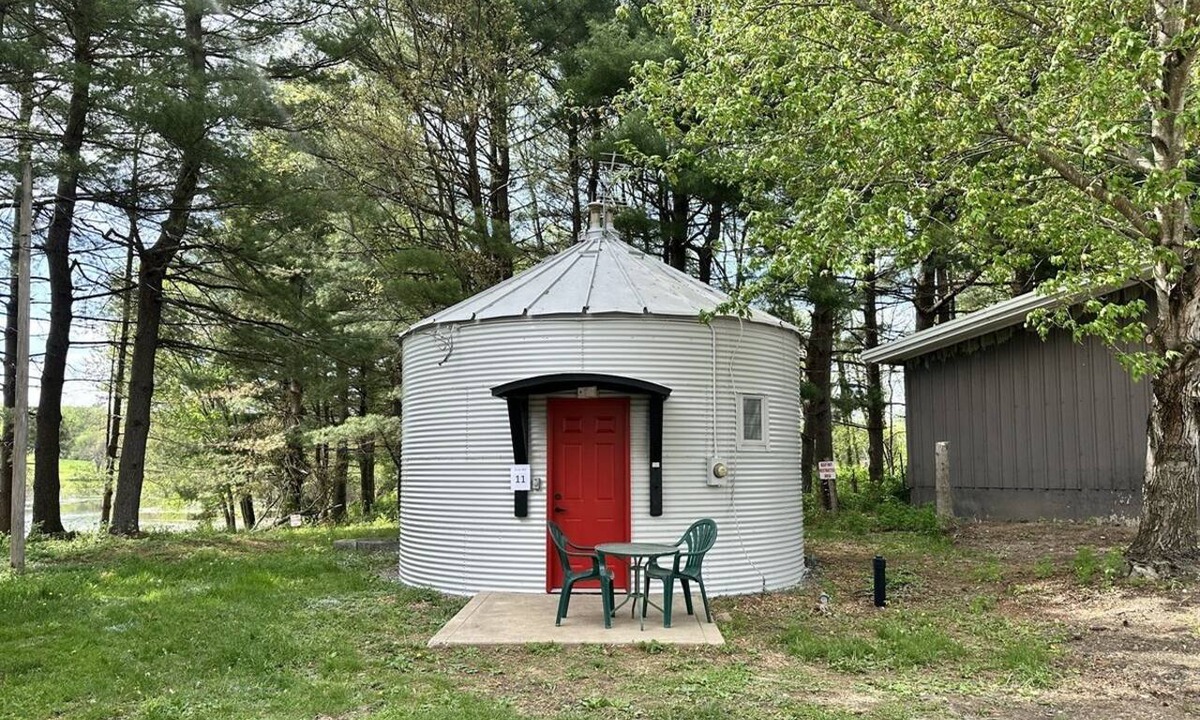 Orange Prairie Cabin | Unique grain bin cottages offering modern comfort for a memorable stay