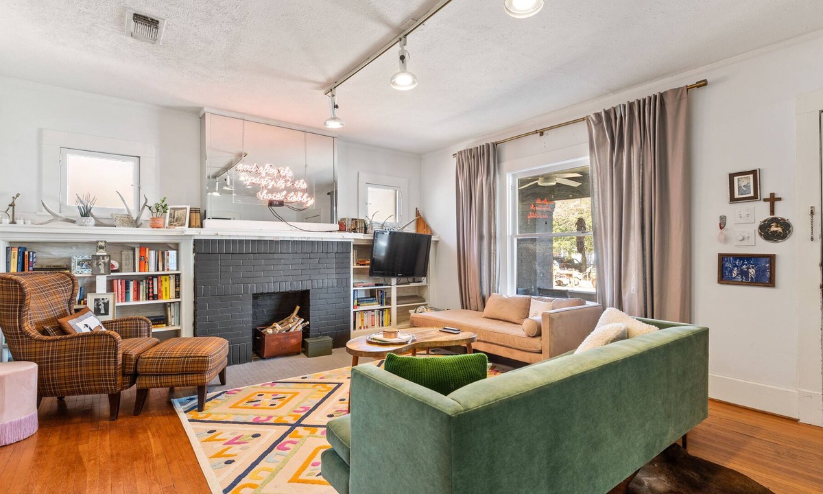 Fort Worth Cultural District House | Unique Space In the Heart of Culture District!