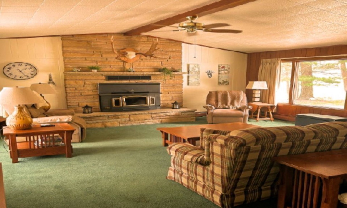 West Branch Cabin | Up North 3 Bedroom Lake Front on Wooded Lot - ATV Friendly
