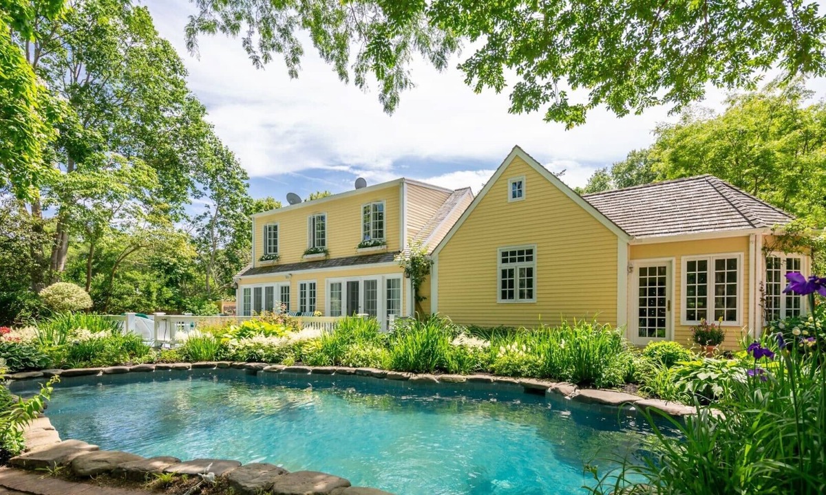 Tuckahoe Cottage | US OPEN 2026 GOLF 1.3 mi. Charming 3BR/3 BA Cottage and Pool